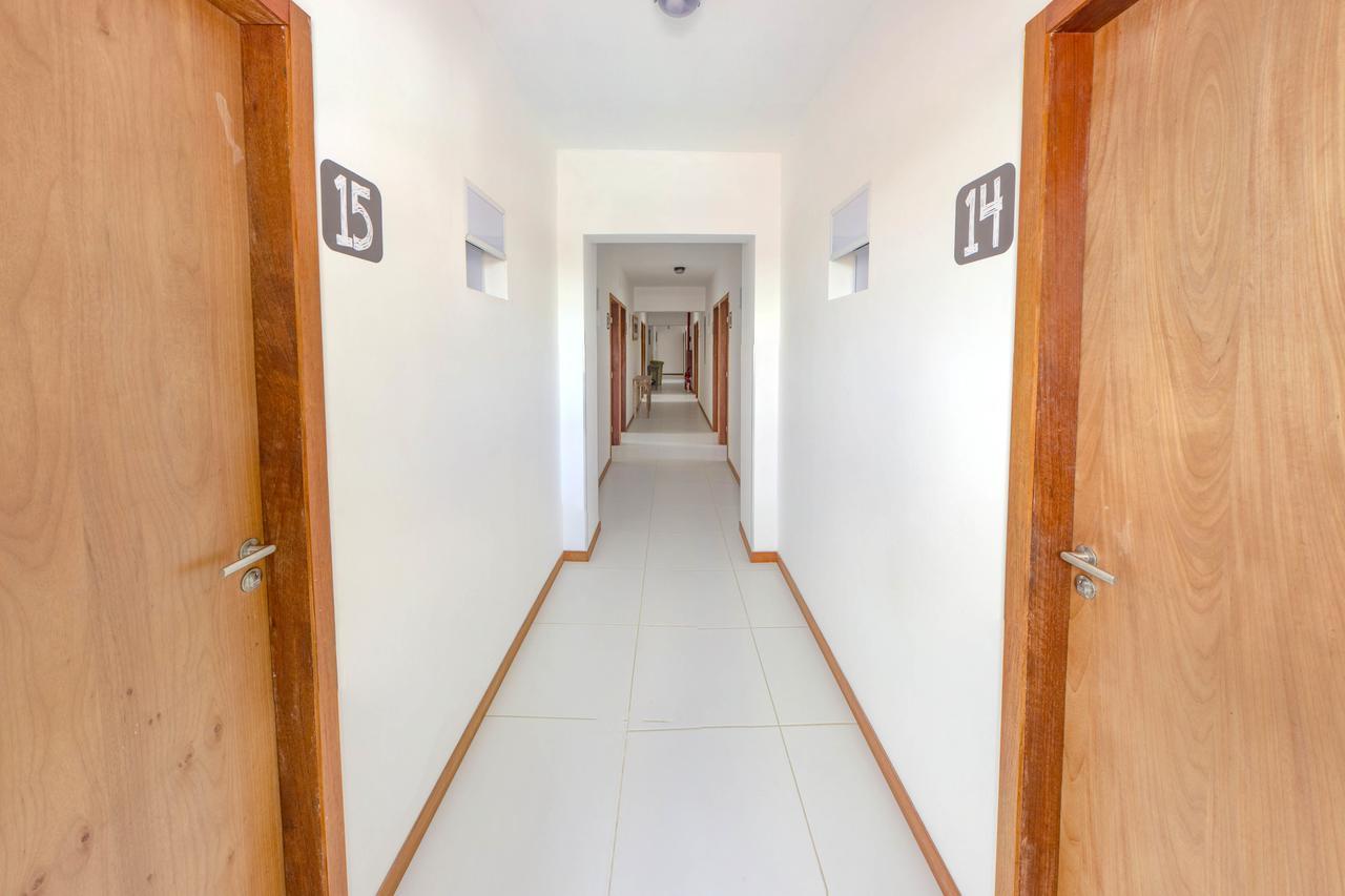 Economy Apart Natal Luaran gambar