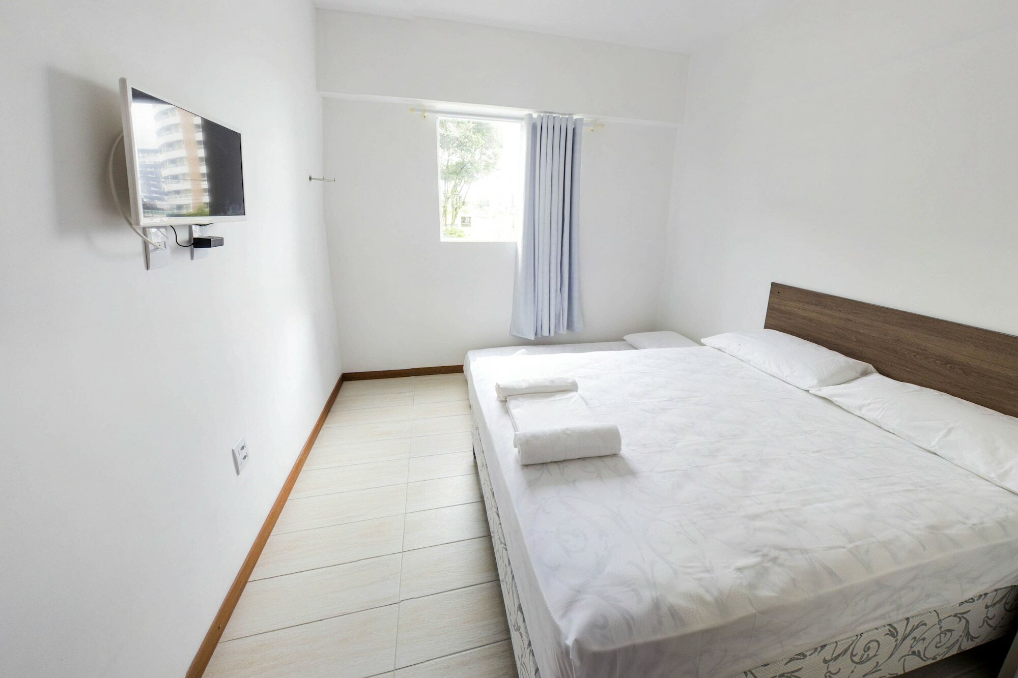 Economy Apart Natal Luaran gambar
